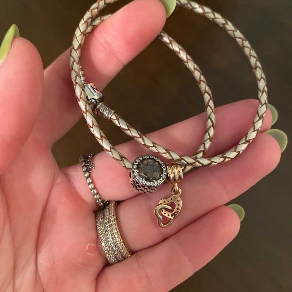 Pandora wrap